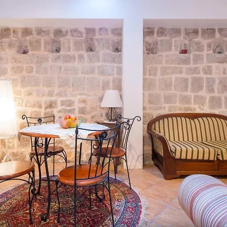 Saraka * ドゥブロブニク